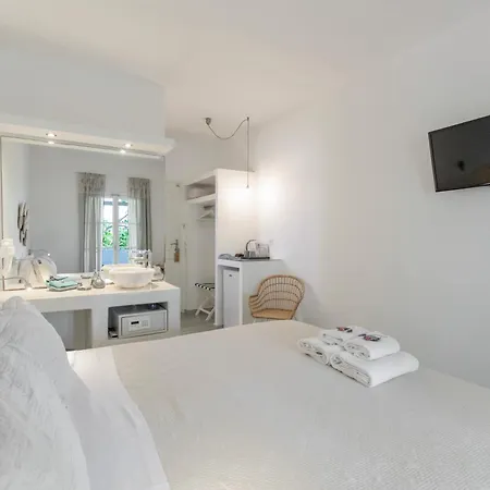 Отель Margarita 3*